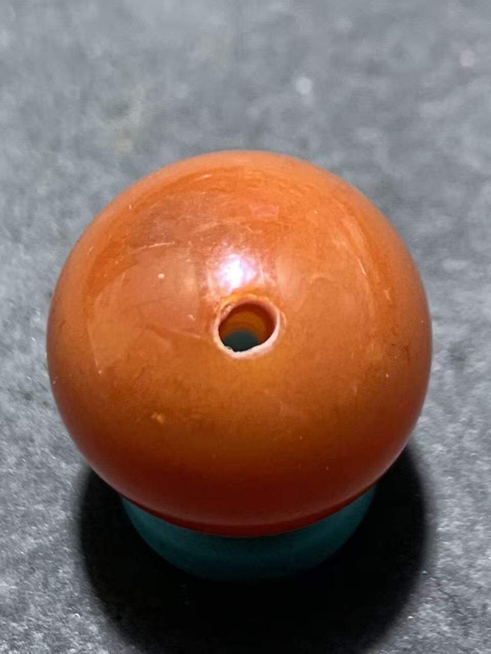 精美高玉化千层纹缠丝玛瑙圆珠一颗，