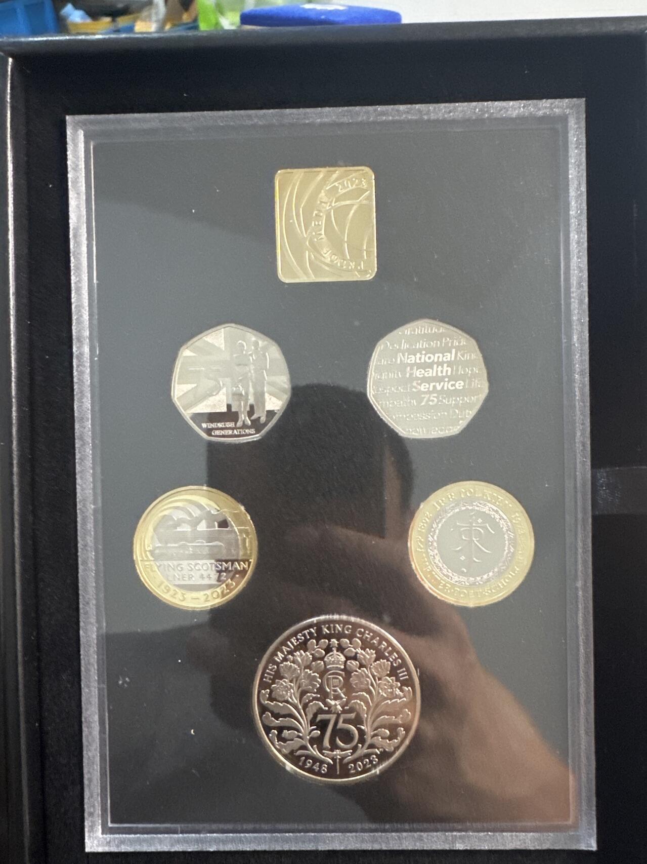 ❤️【币观天下】❤️ 第344期钱币秒杀拍卖场- 2026.3.6周五晚上6点半场 长期征集拍品  英国2023年 查尔斯三世头像首年 精制套币纪念币版 盒证齐全