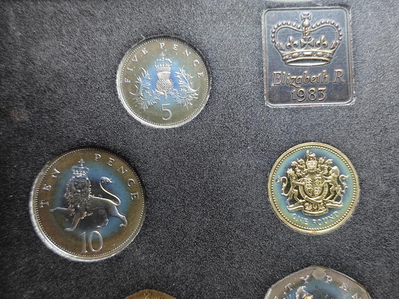 KK钱币收藏小铺   套币专场 2月预留时间 周末发货  1983英国清年精制套币