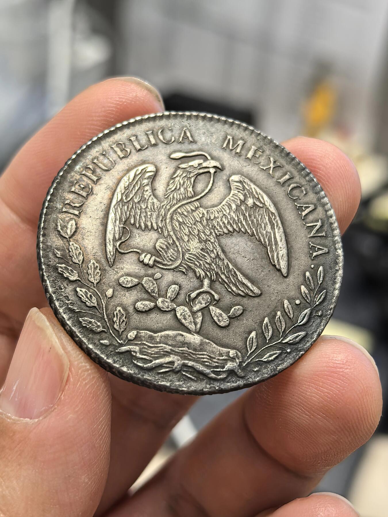 博洋堂世界钱币拍卖第164期（全场包邮） 墨西哥1873年CA MM版花边鹰洋8里亚尔银币，羽毛完整，鹰爪清晰