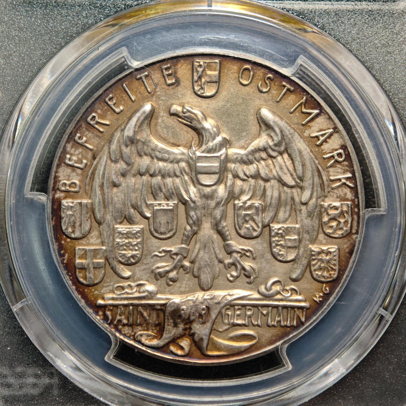 【德藏】世界币章拍卖第167期（拍品征集中~欢迎藏友联系） 1938年  德国民族社会主义工人党吞并奥地利纪念银章 章牌大师卡尔·歌茨作品 PCGS SP64 环彩包浆 亚军分