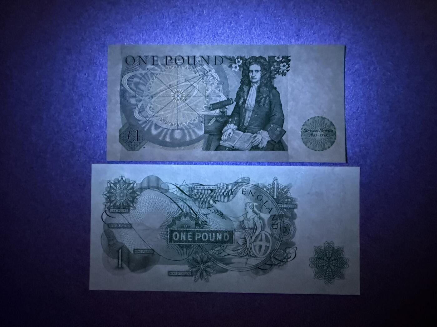 《艾美收藏》第236期-3.15周日外币畅拍