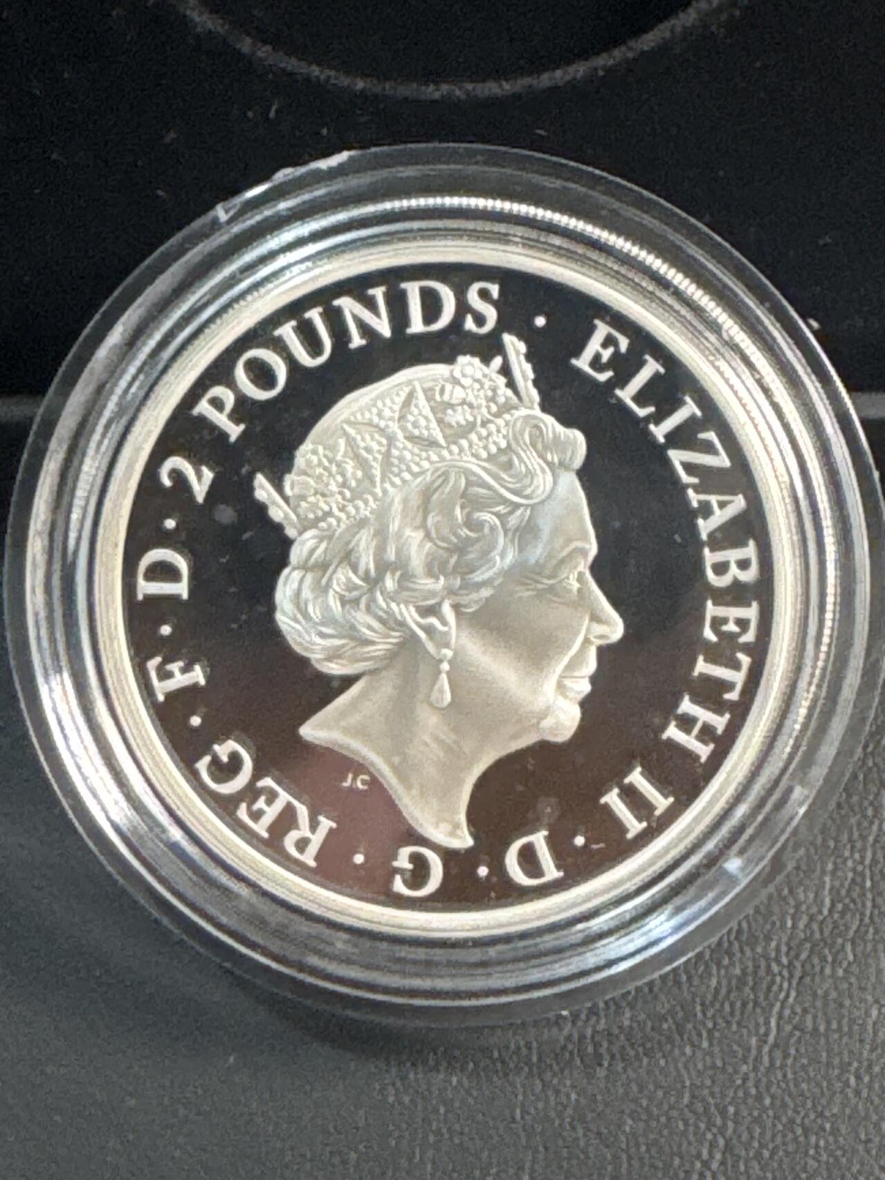 ❤️【币观天下】❤️ 第344期钱币秒杀拍卖场- 2026.3.6周五晚上6点半场 长期征集拍品  英国2018年女王神兽系 威尔士红龙1盎司精制银币(999银) 盒证齐全