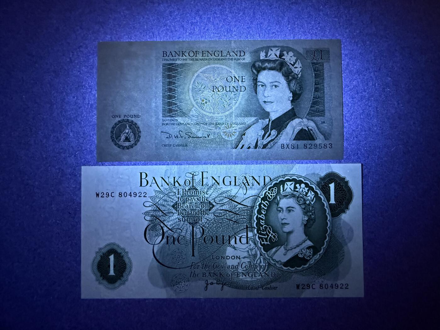 《艾美收藏》第236期-3.15周日外币畅拍