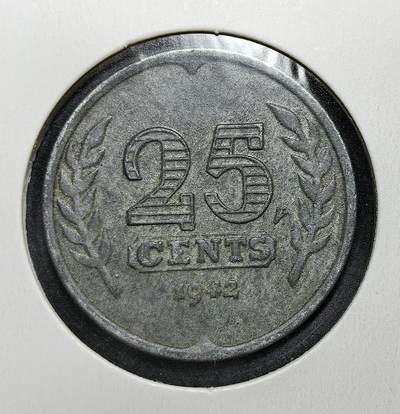 外国优质老铜币银币苏联纪念章，每周六晚九点倒数截拍，满百包邮可寄存，持续收拍 - 德占荷兰1942年25分。为战时金属管制，以锌代银铸造，正面为维京船，背面是面值与橄榄枝。它见证了纳粹占领下荷兰的经济与社会历史，极具收藏价值。