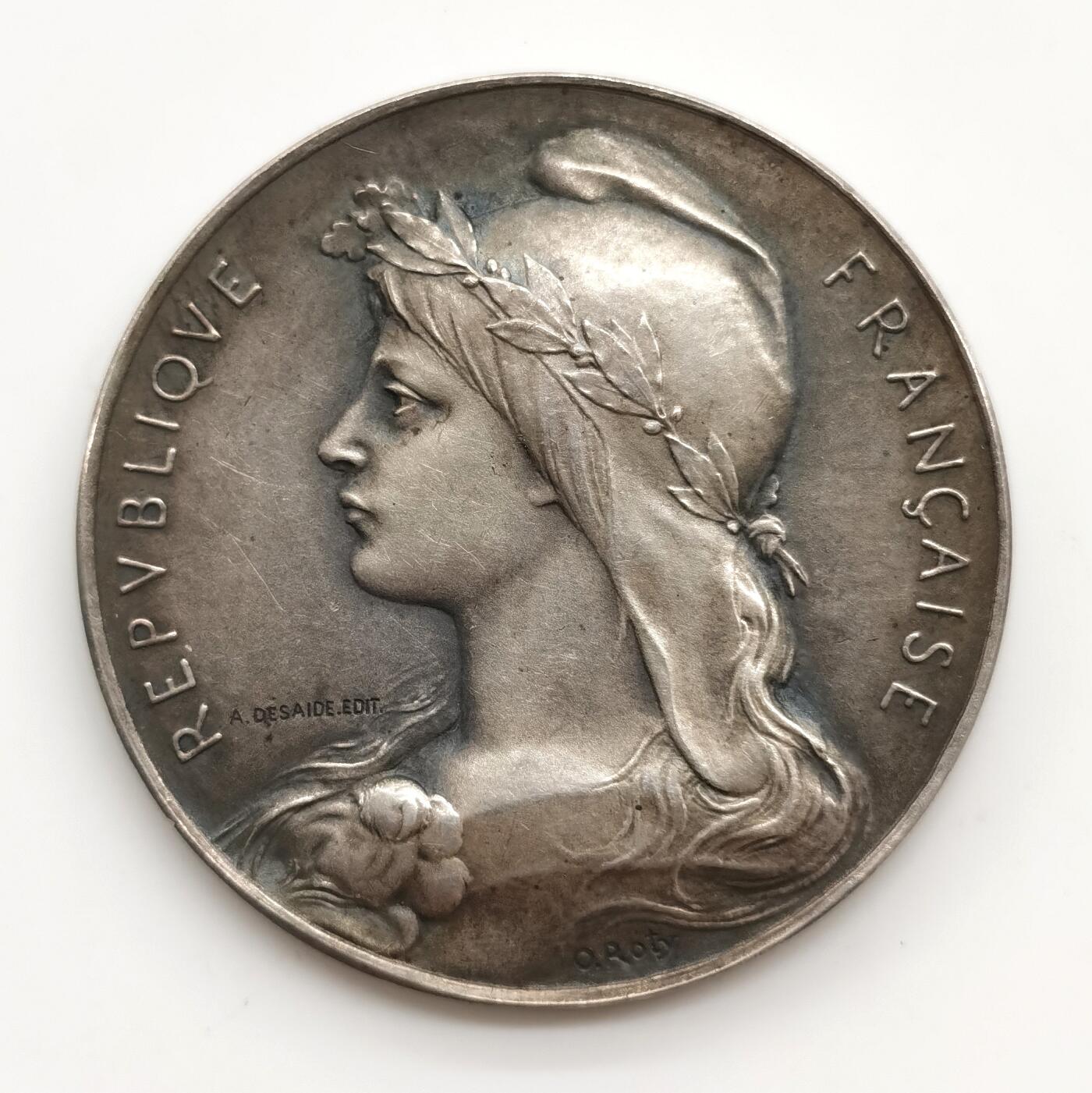 博洋堂世界钱币拍卖第164期（全场包邮） 法国1894年自由帽玛丽安娜女神大银章，41.8mm，37g，原铸美品，双面百年老包浆，底板细腻干净