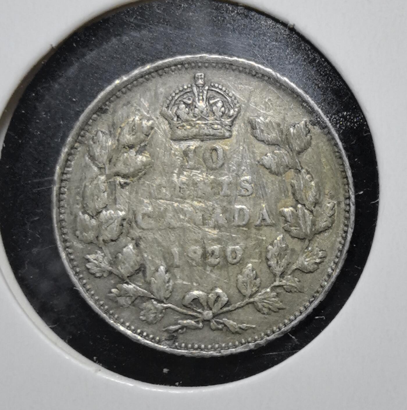 外国优质老铜币银币苏联纪念章，每周六晚九点倒数截拍，满百包邮可寄存，持续收拍 加拿大1920年10分银币，正面为英王乔治五世侧面像及 “蒙神之恩，国王兼印度皇帝” 字样，背面是加拿大国名、面值与枫叶纹饰，由渥太华造币厂铸造，是英属加拿大时期的代表性流通银币。