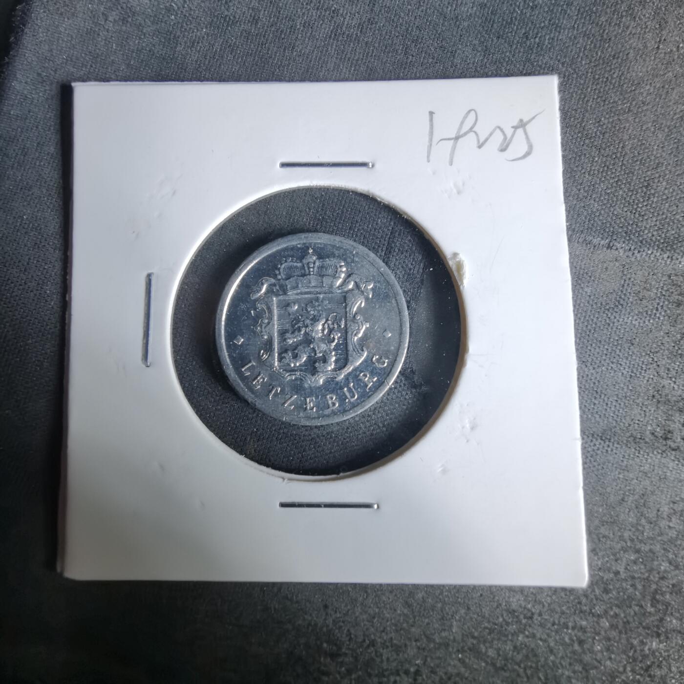 沼泽如烟--第1019场 卢森堡1972年25分