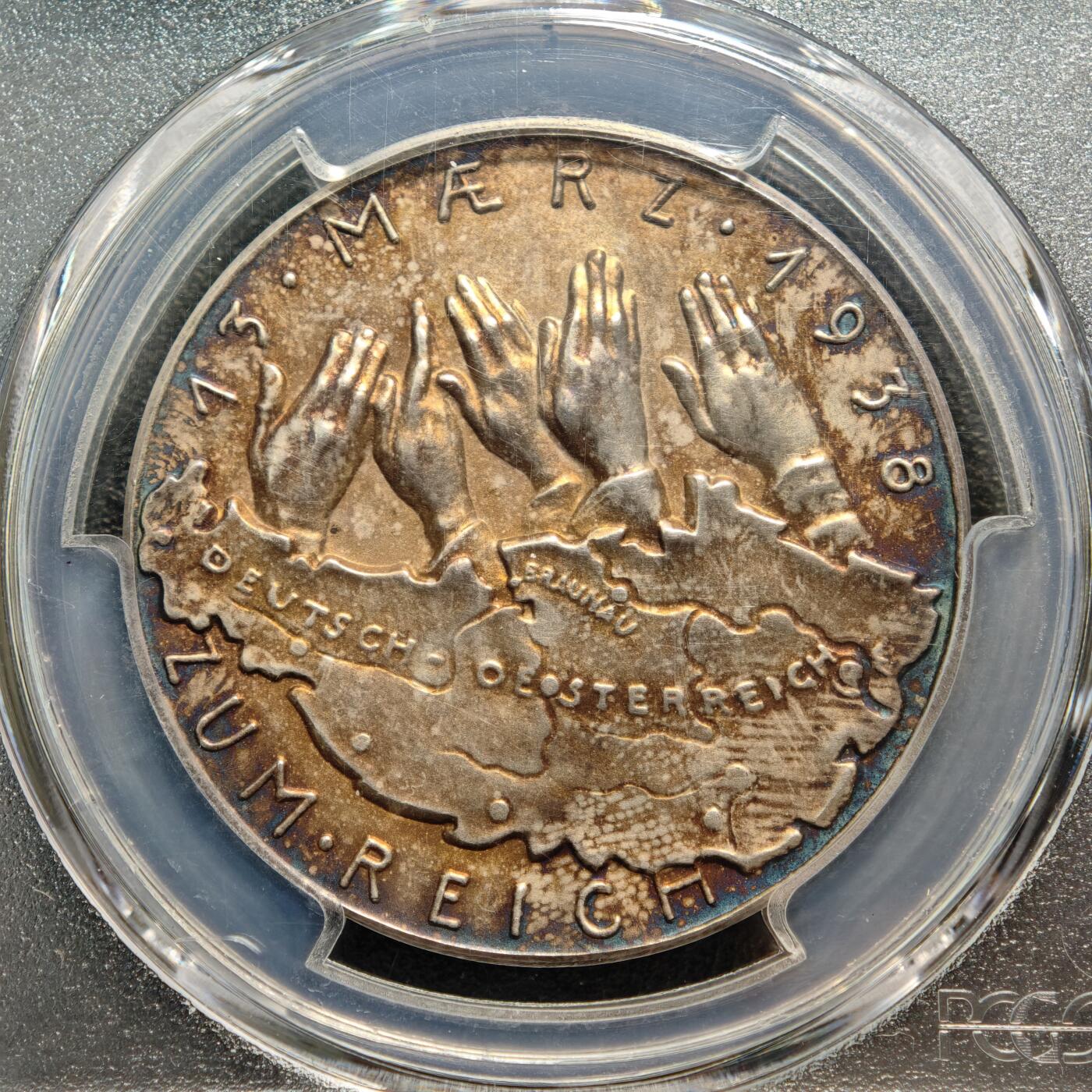 【德藏】世界币章拍卖第167期（拍品征集中~欢迎藏友联系） 1938年  德国民族社会主义工人党吞并奥地利纪念银章 章牌大师卡尔·歌茨作品 PCGS SP64 环彩包浆 亚军分