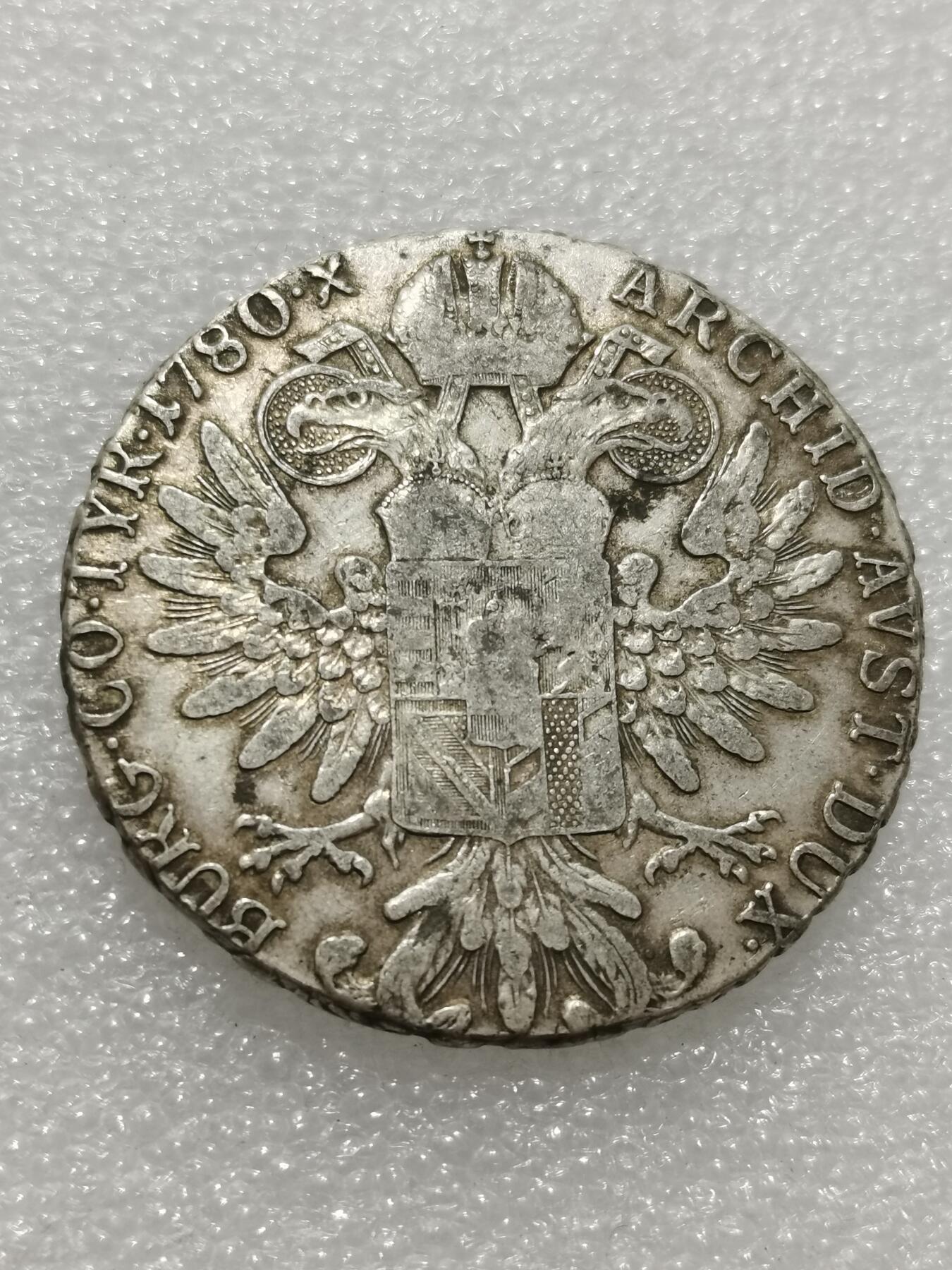 天下钱庄专场欢迎参拍 奥匈帝国大奶妈银币，官方后铸