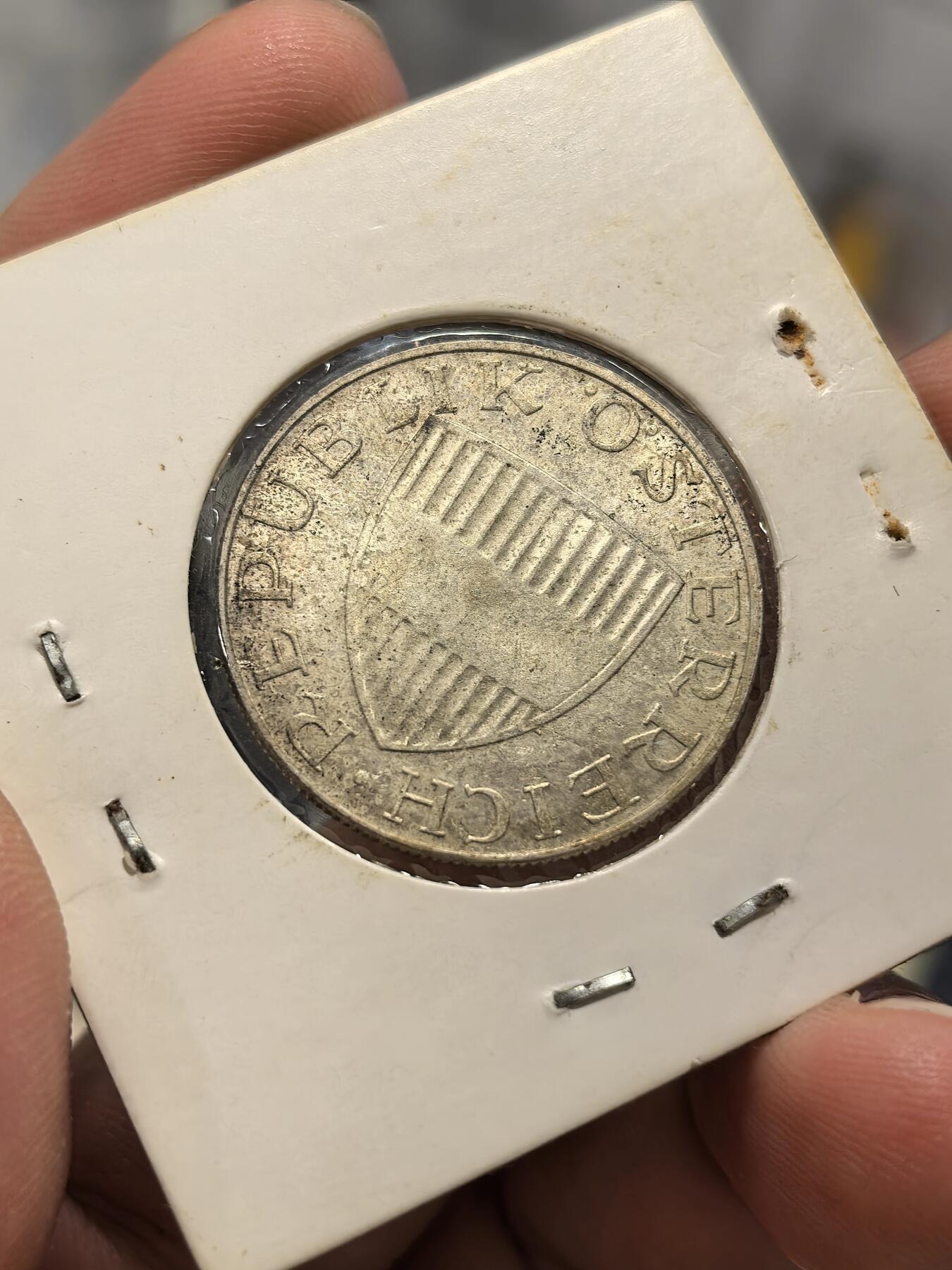 博洋堂世界钱币拍卖第164期（全场包邮） 奥地利1965年10先令银币 7.5克 0.64银 UNC 币面是脏底板很好，会洗的洗一下就干净了