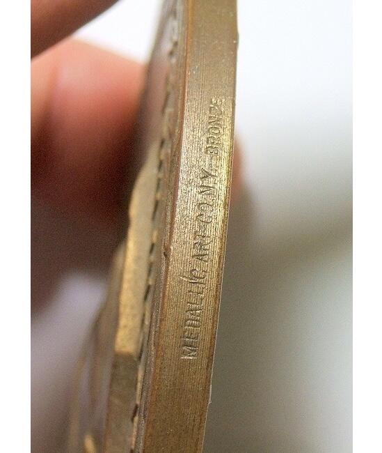 【艺术】美国艺术大章 二战英雄五星上将麦克阿瑟 高浮雕精制超大铜章 78MM 186克