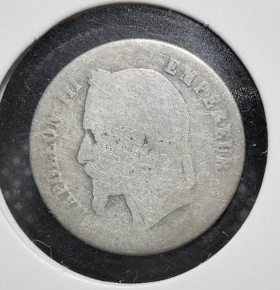 外国优质老铜币银币苏联纪念章，每周六晚九点倒数截拍，满百包邮可寄存，持续收拍 - 法兰西第二帝国1867年50生丁银币，正面为拿破仑三世头像，背面是帝国皇冠与面值。它见证了第二帝国后期的工业化与对外扩张，三年后普法战争爆发，帝国覆灭，此币也成为那段历史的实物遗存。