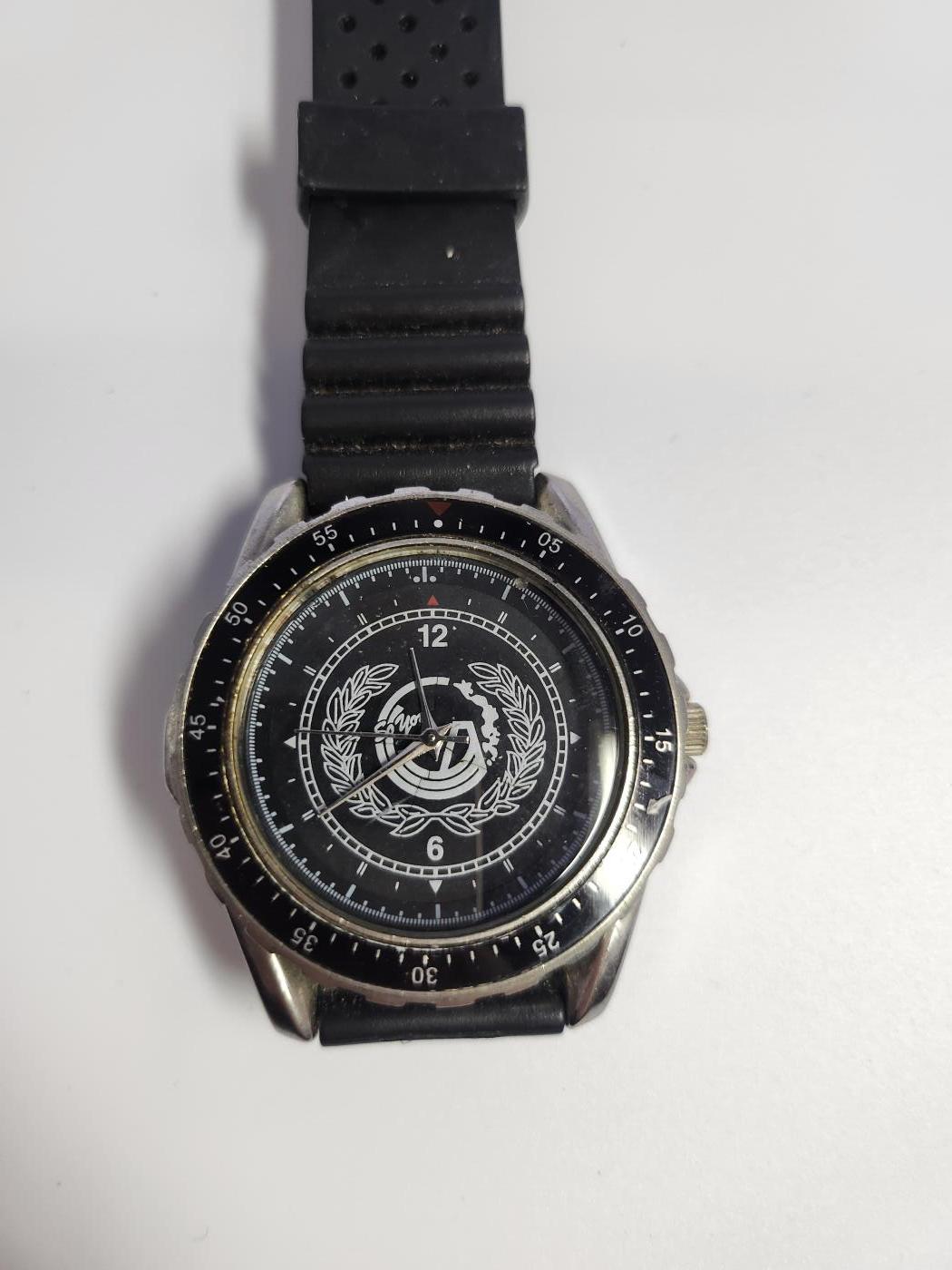 南水社第3次拍卖 春季专场 日本陆上自卫队（JGSDF）曹友連合会20周年纪念腕表 不转了，可能没电了或者坏了