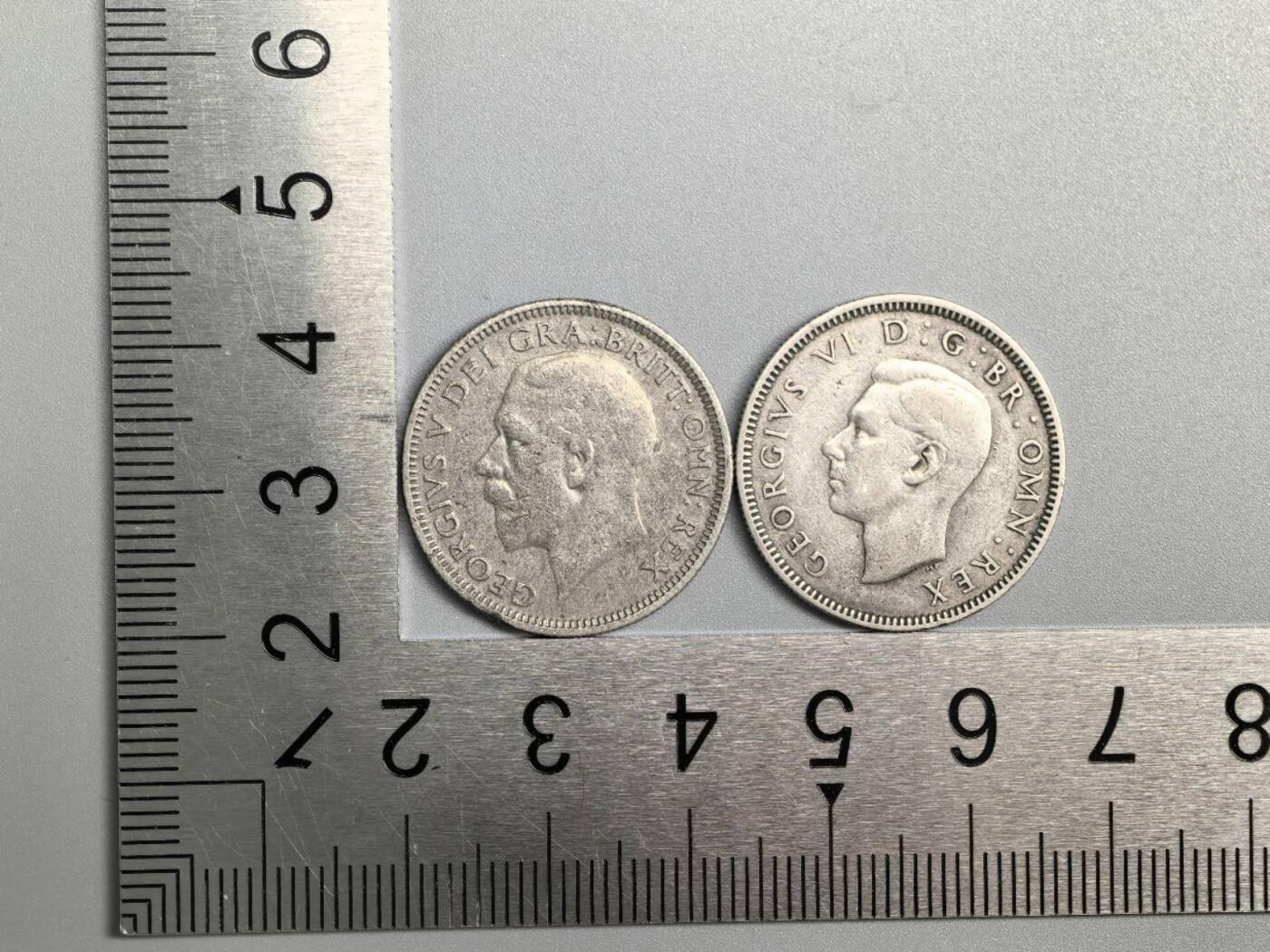 小驴勋章奖章收藏3月14日周六晚六点拍卖（珍爱和平，收藏战争，铭记历史，勿忘国耻，忠党爱国。有偿代拍，送拍规则在简介最后，参拍须阅读规则后再参拍，关系到运费包装发货时效真假辨别等关键信息，拍卖时不再发原图，看大图店主微信码在拍卖店铺介绍里）