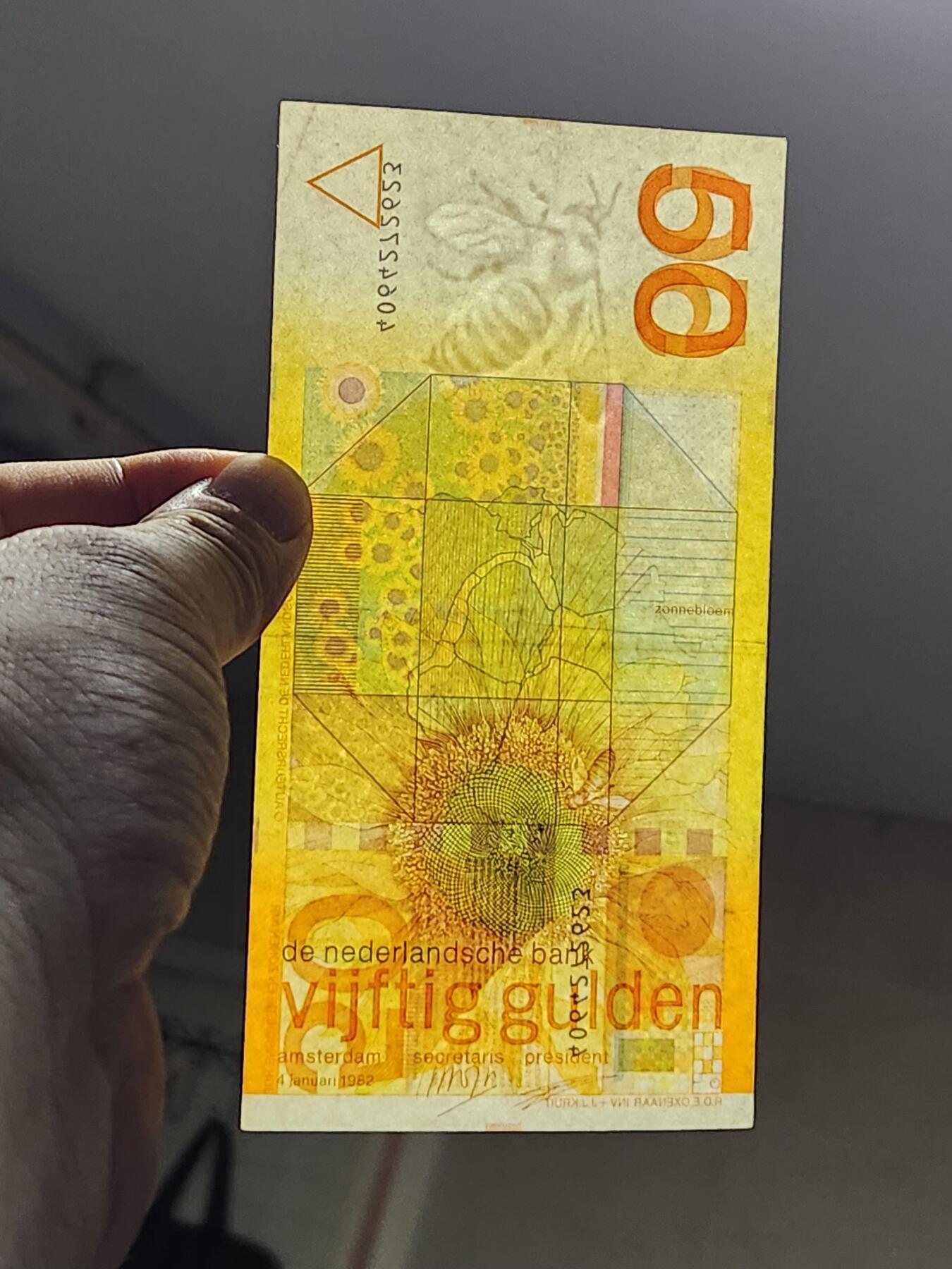 3月13号晚上8点 外国纸币自动截拍第37场