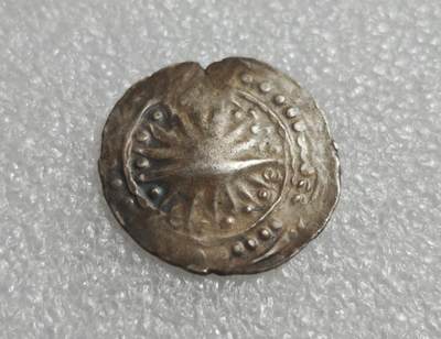 瓶子🏺第232期拍卖会 -  骠国打制银币  骠国，伊洛瓦底江流域最早的城邦文明，是缅甸文明的源头。 ​ 约公元4–8世纪，为骠国鼎盛时期的大额流通银币