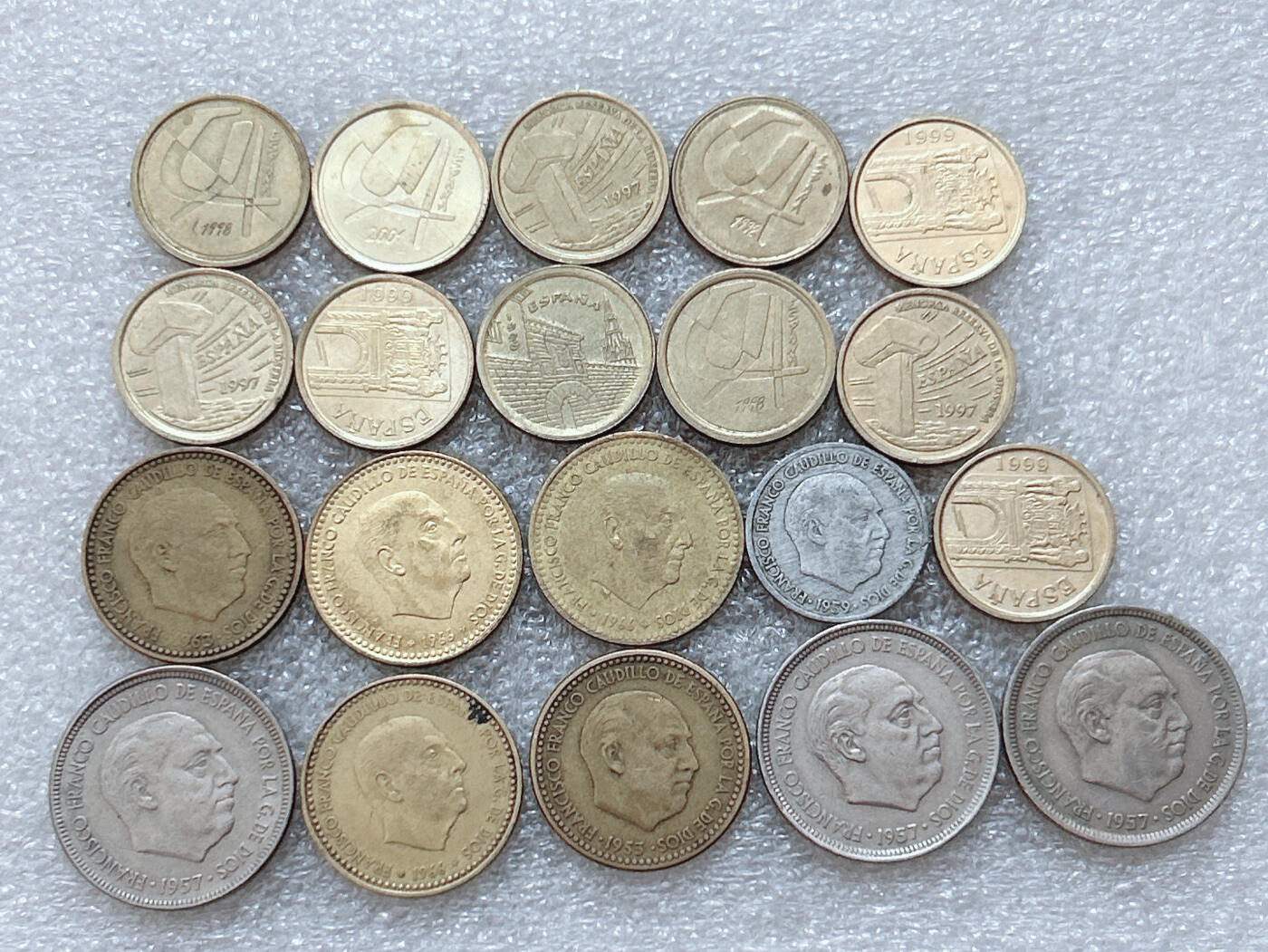 第一海外回流一元起拍收藏 散集专场  第303期 西班牙硬币🇪🇸20枚