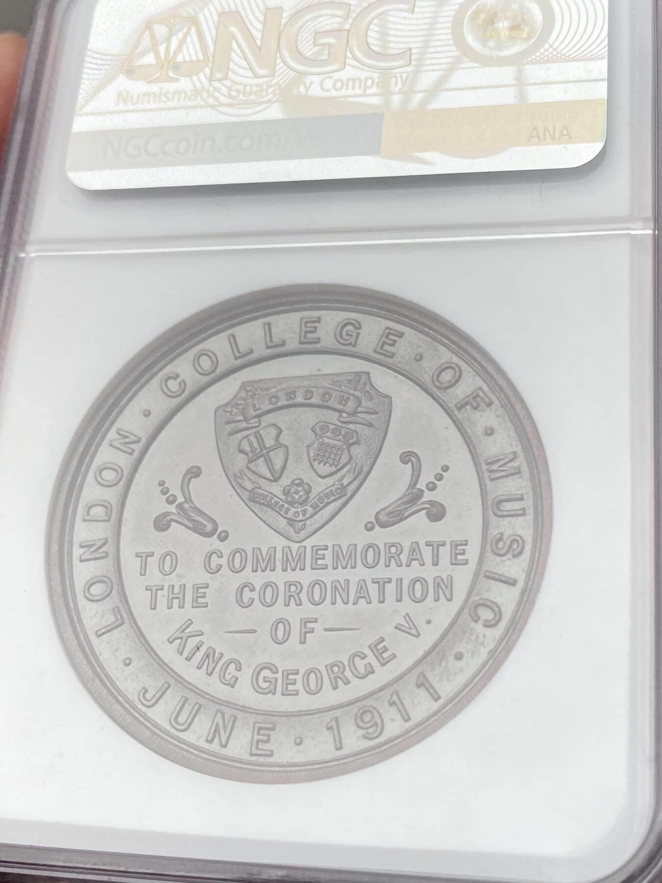 万国钱币拍卖第062期 NGC MS66 1911年英国乔治五世和玛丽皇后加冕典礼大铜章 原味精铸红铜光GEM超级品收藏级