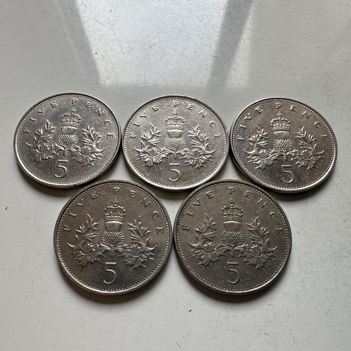 🌹外币初藏🌹🐯2026年第28场   每周二四六晚8️⃣点 接代拍 英国中年版五便士五枚