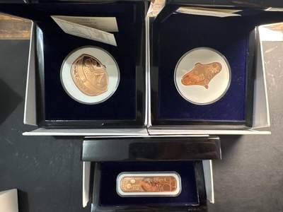 ❤️【币观天下】❤️ 第344期钱币秒杀拍卖场- 2026.3.6周五晚上6点半场 长期征集拍品  - 马来西亚2021年吉朗王银行成立50周年异形精制铜币三枚套装（传统风筝，传统陀螺，传统播棋）发行量1200套