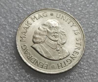 瓶子🏺第232期拍卖会 -  南非1963年50分银币（范里贝克版）28.28克  500银（50%含银量）原光好品