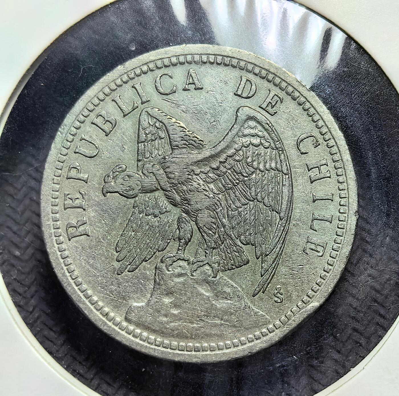 外国优质老铜币银币苏联纪念章，每周六晚九点倒数截拍，满百包邮可寄存，持续收拍