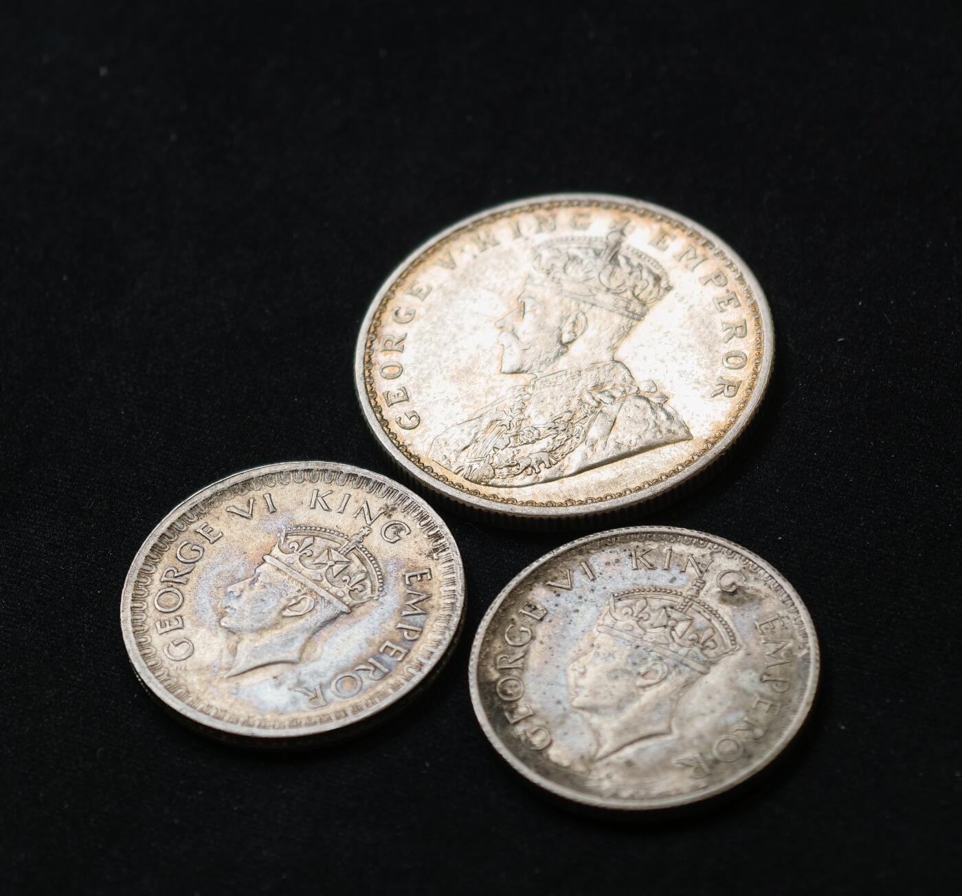 甄臻铺-世界币章拍卖（第54期），3月28日甄品场拍品征集中，送拍享返佣金等优惠多多