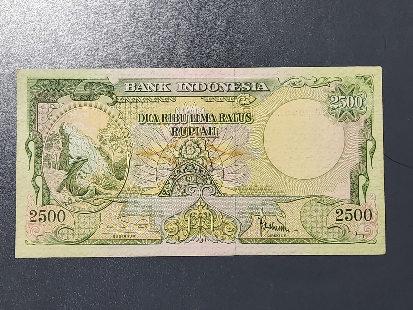 3月13号晚上8点 外国纸币自动截拍第37场