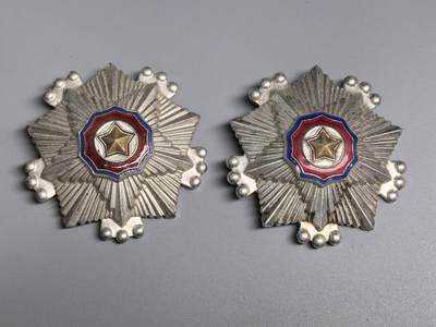 小驴勋章奖章收藏3月14日周六晚六点拍卖（珍爱和平，收藏战争，铭记历史，勿忘国耻，忠党爱国。有偿代拍，送拍规则在简介最后，参拍须阅读规则后再参拍，关系到运费包装发货时效真假辨别等关键信息，拍卖时不再发原图，看大图店主微信码在拍卖店铺介绍里） - 朝鲜三级国旗2个