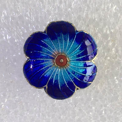         出口创汇时期老北京景泰蓝铜胎烤蓝银蓝掐丝珐琅扁珠异形珠子全品相未使用1枚原版真品回流如图旧藏文玩艺术收藏 -         出口创汇时期老北京景泰蓝铜胎烤蓝银蓝掐丝珐琅扁珠异形珠子全品相未使用1枚原版真品回流如图旧藏文玩艺术收藏