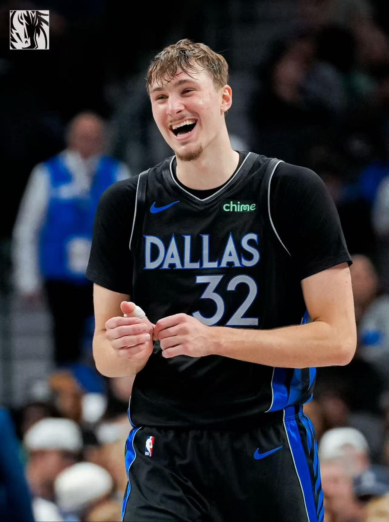 零元拍：天赋无界，攻防无双！新时代篮球的终极答案—NBA状元秀库珀·弗拉格亲签达拉斯城市地图木质诧寂收藏卡。（美国带回，品相极佳，就是同款布伦森纽约eBay拍了370＄纽约地图同款）