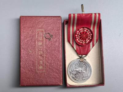 小驴勋章奖章收藏3月14日周六晚六点拍卖（珍爱和平，收藏战争，铭记历史，勿忘国耻，忠党爱国。有偿代拍，送拍规则在简介最后，参拍须阅读规则后再参拍，关系到运费包装发货时效真假辨别等关键信息，拍卖时不再发原图，看大图店主微信码在拍卖店铺介绍里） - 特别社员章带盒，铝质
