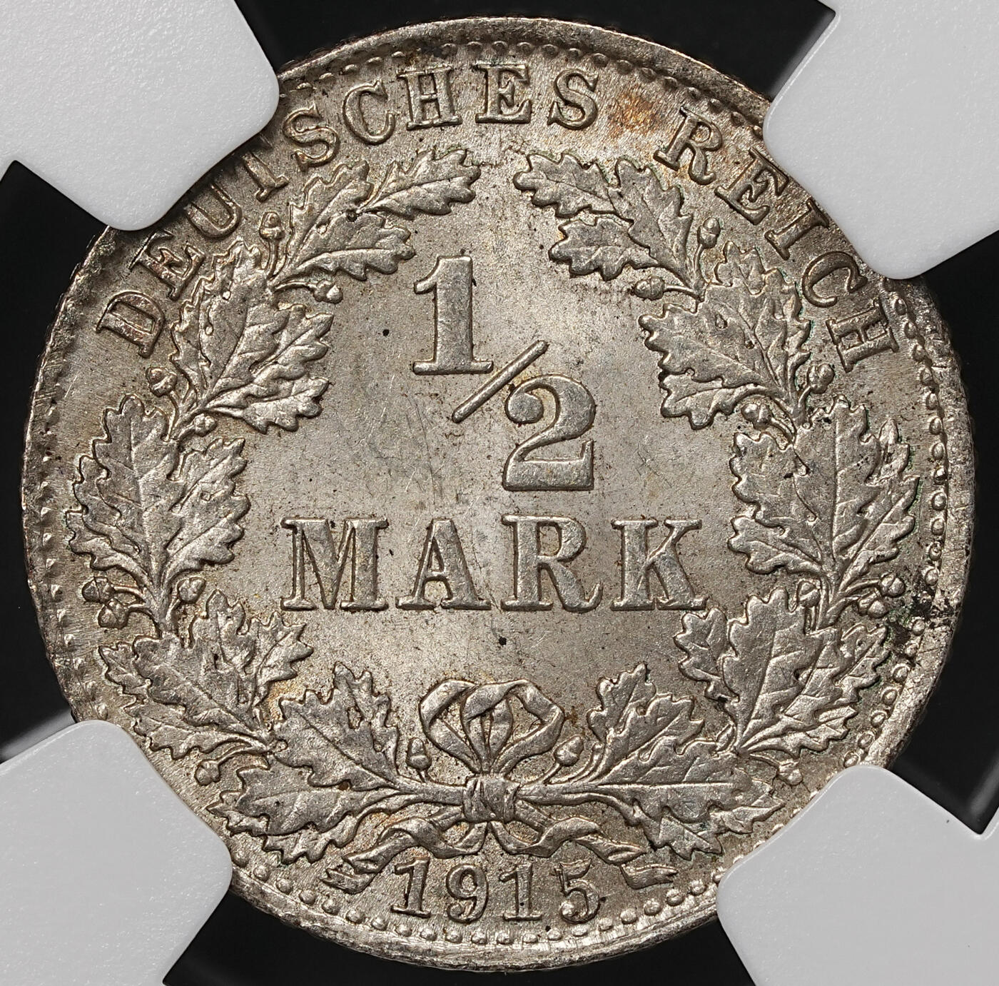 修遠堂世界钱币第107期 NGC MS65 1915年德国1/2马克银币，D厂铭