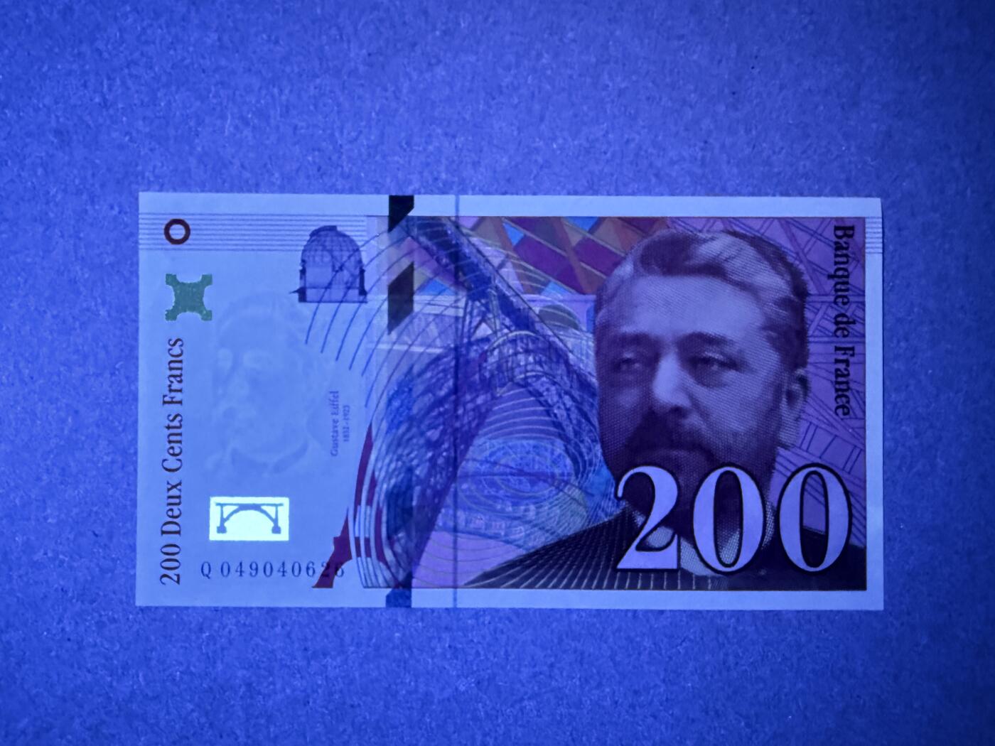 《艾美收藏》第236期-3.15周日外币畅拍