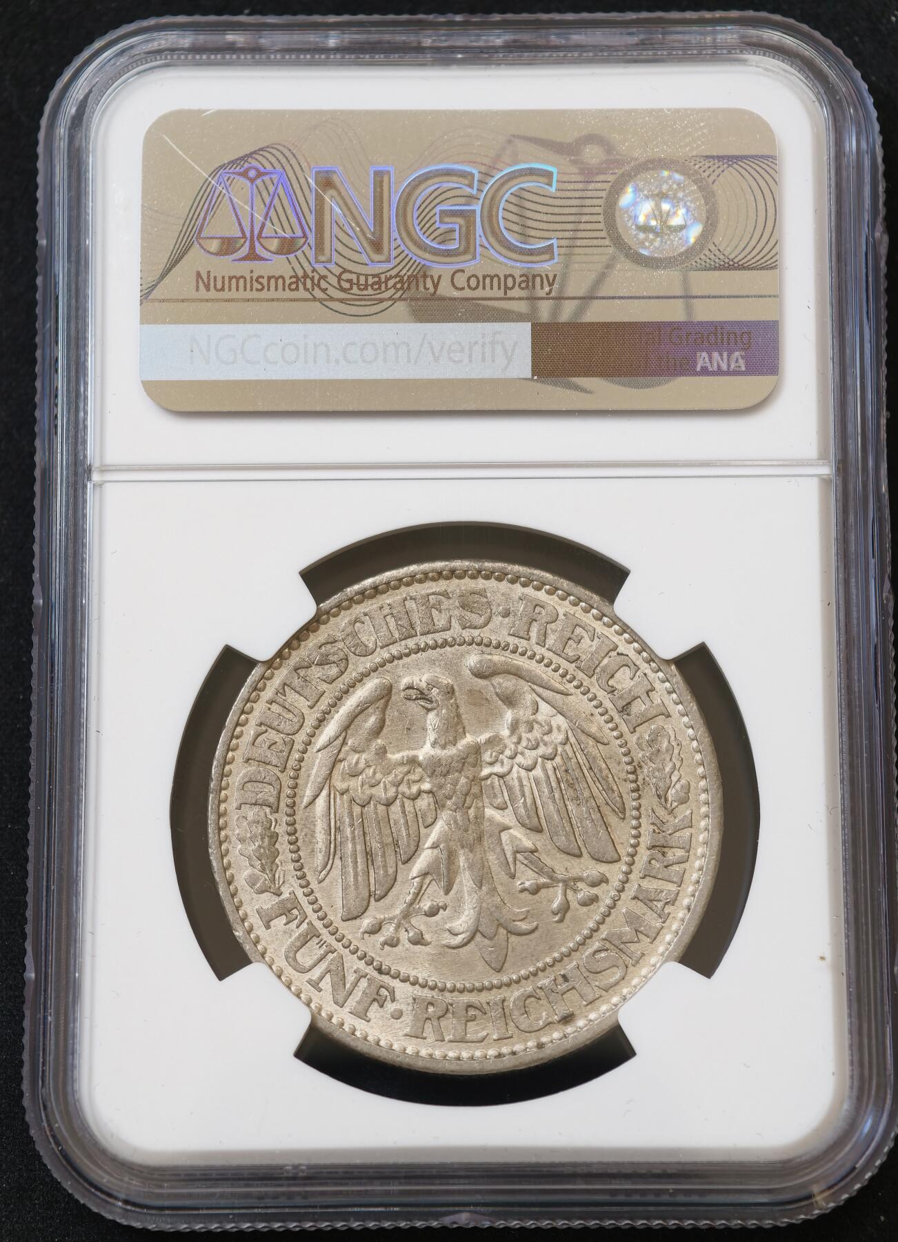 甄臻铺-世界币章拍卖（第54期），3月28日甄品场拍品征集中，送拍享返佣金等优惠多多 NGC-MS64 德国1932年A版魏玛橡树5马克银币 经典品种，黄油彩老包浆，暴力转光，深打有细节，高分，值得收藏