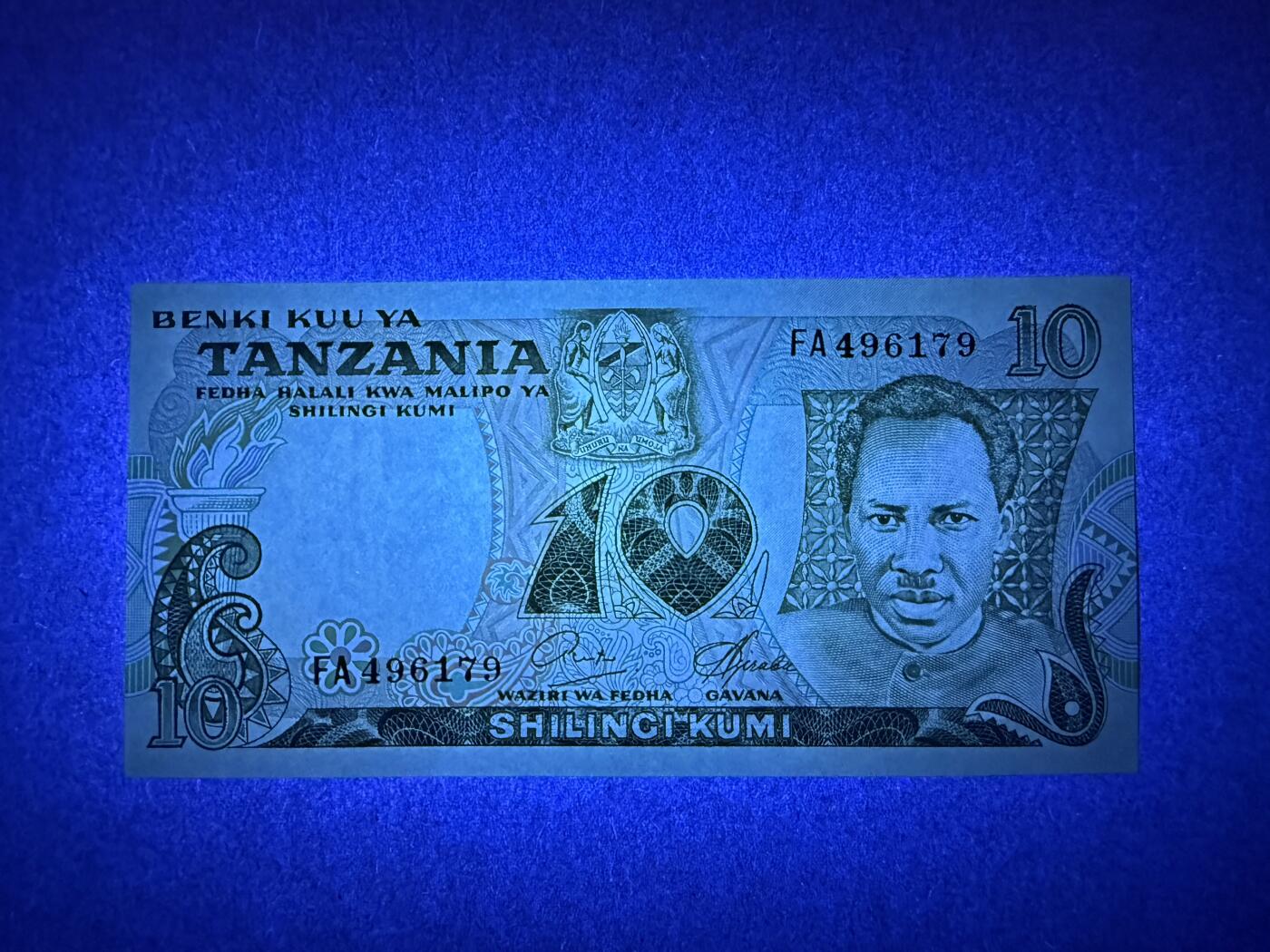 《艾美收藏》第236期-3.15周日外币畅拍