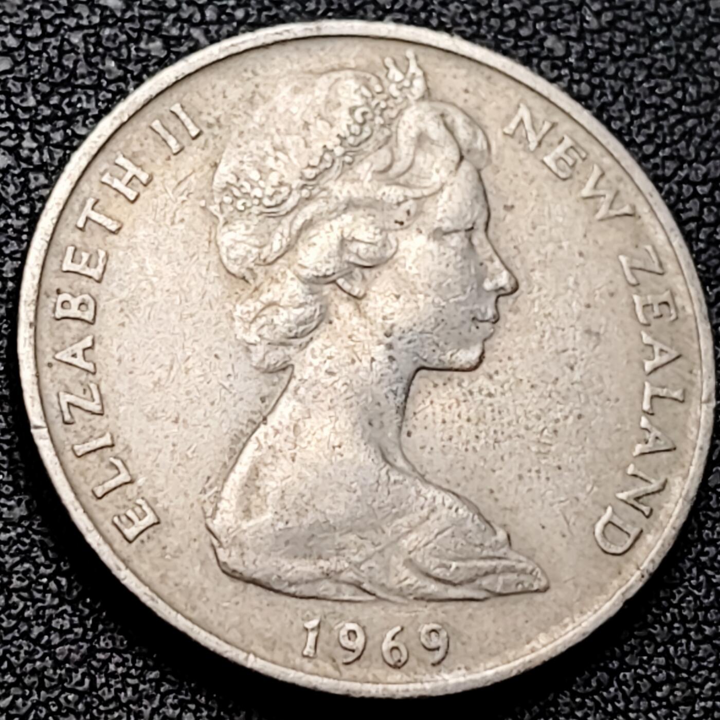 泉币菌-第209场-拍品多 请提前出价 。