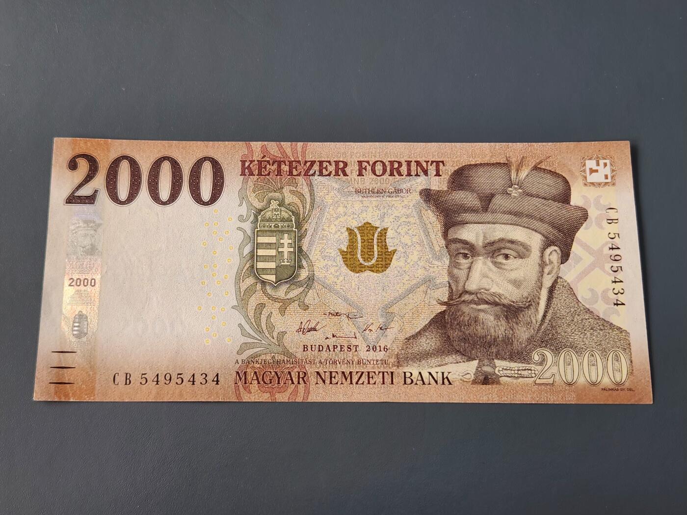 3月14号晚上8点 外国纸币自动截拍第38场 匈牙利2000近新精美