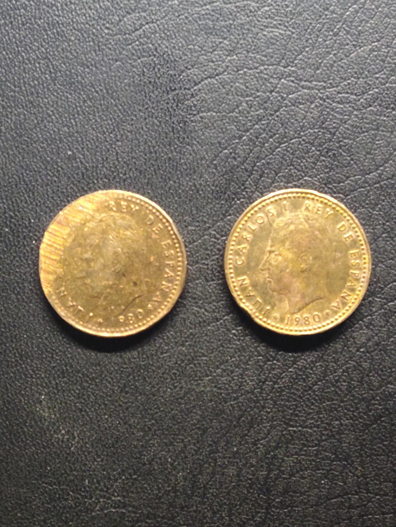 荟藏特别场次第七期——“社长的钢镚堆” 西班牙1982年世界杯纪念币1比赛塔批量两个