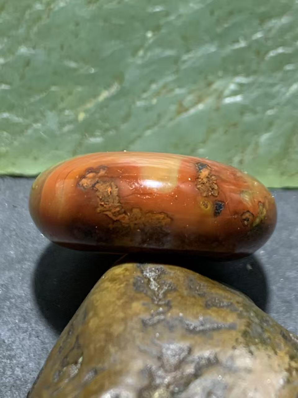 精美冻料冰飘草花纹战国红玛瑙平安扣一个，