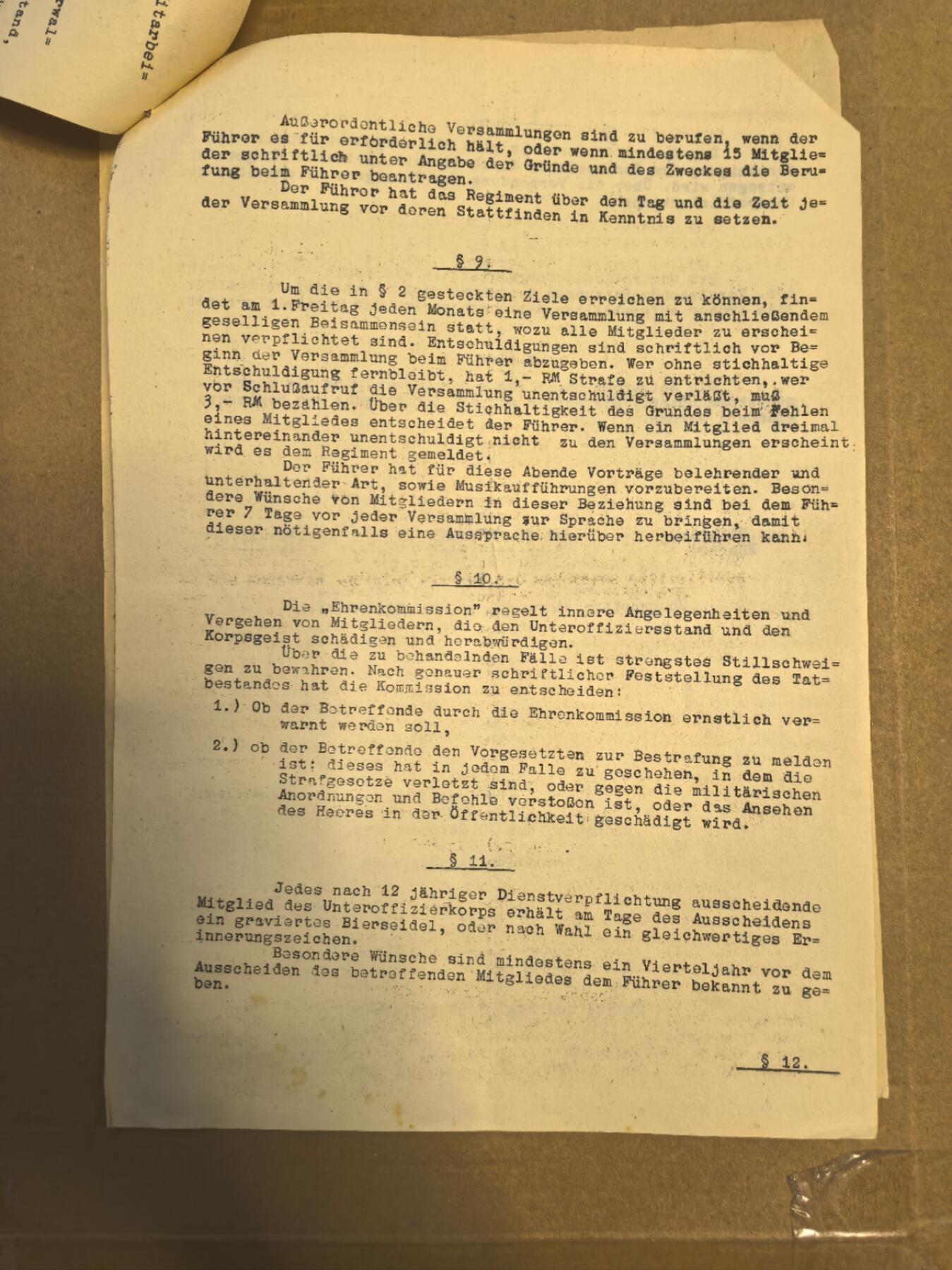戎马世界章牌大赏第112期 德专场 威廉·布伦德克中尉  用于装他文件的蓝色文件壳  以及他收到的军事体育协会章程      前无线电军士战友协会邀请函    Rathenow驻地士官团章程   