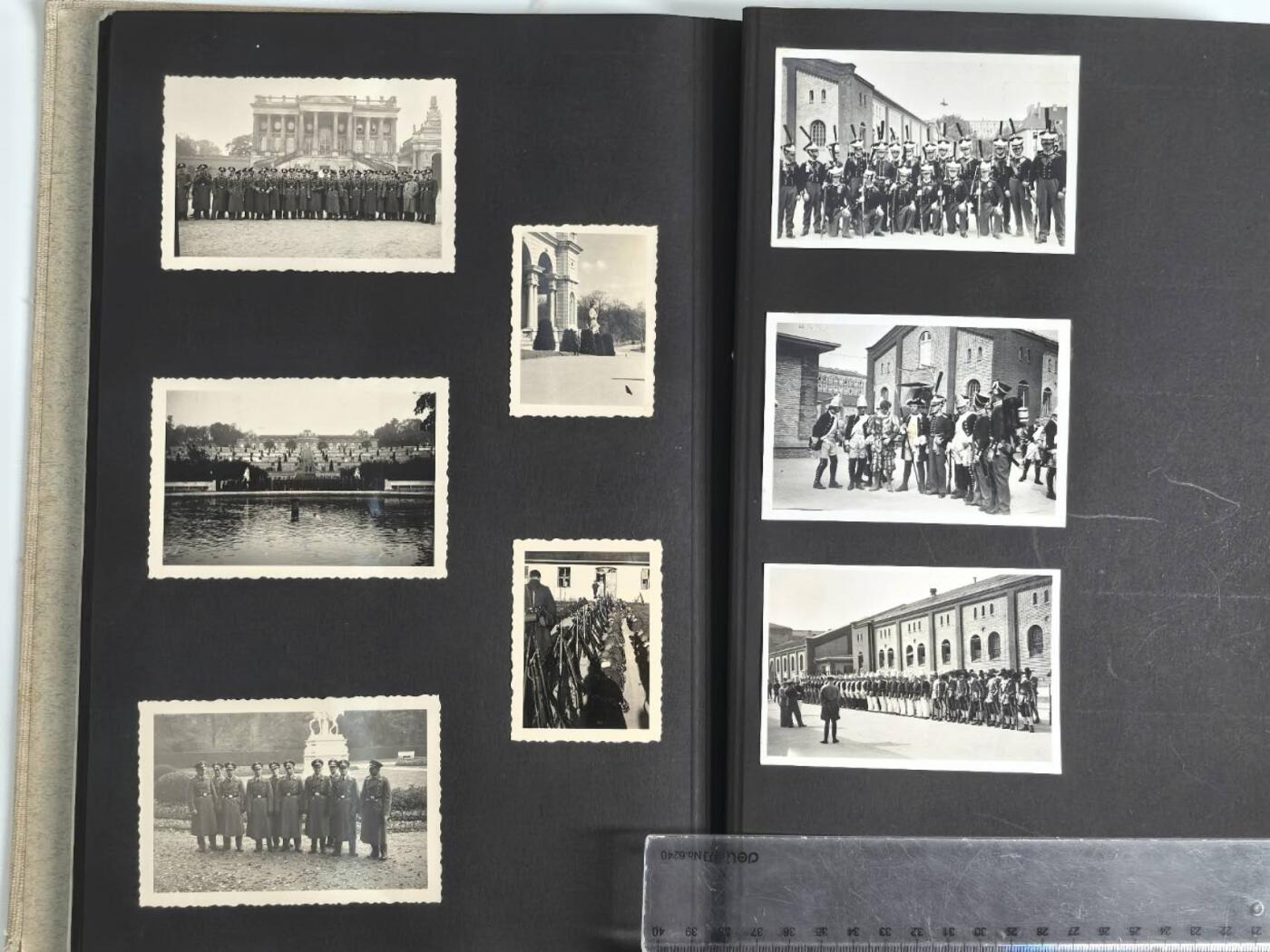 小驴勋章奖章收藏3月14日周六晚六点拍卖（珍爱和平，收藏战争，铭记历史，勿忘国耻，忠党爱国。有偿代拍，送拍规则在简介最后，参拍须阅读规则后再参拍，关系到运费包装发货时效真假辨别等关键信息，拍卖时不再发原图，看大图店主微信码在拍卖店铺介绍里）