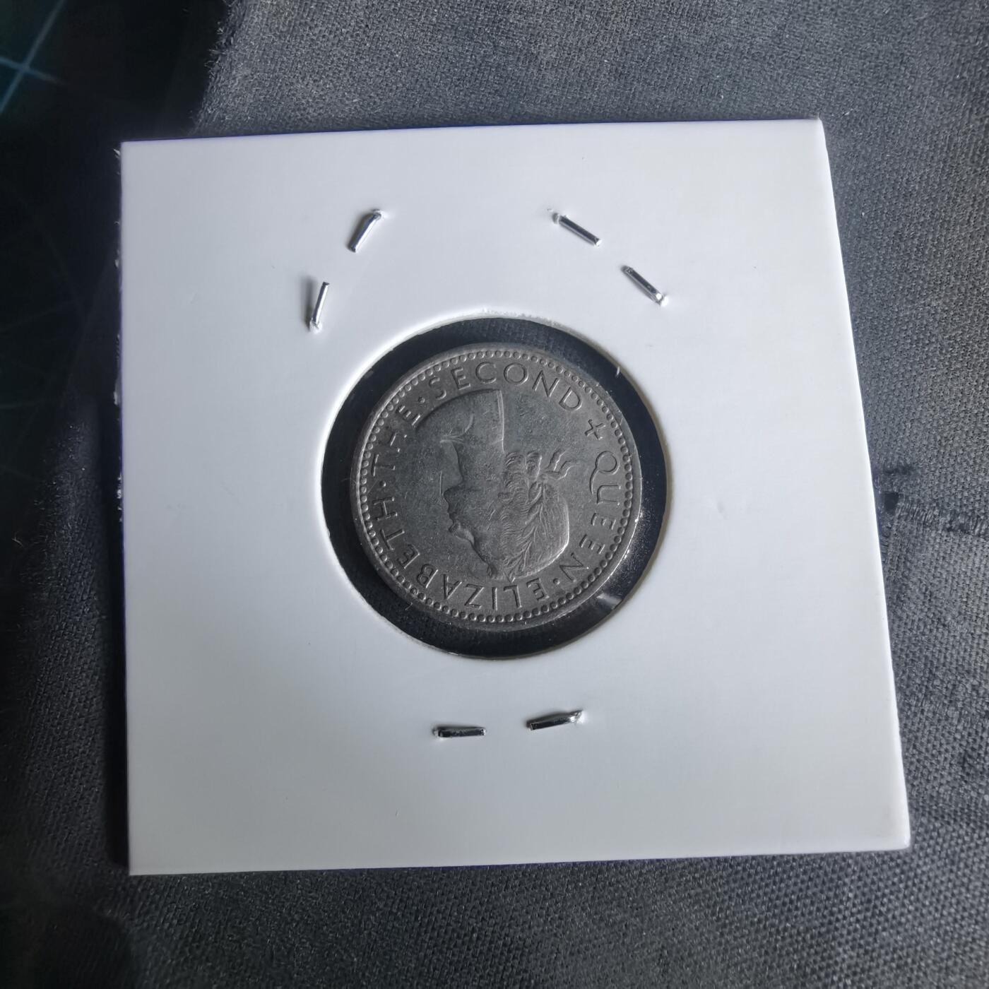 沼泽如烟--第1020场 新西兰1964年6便士