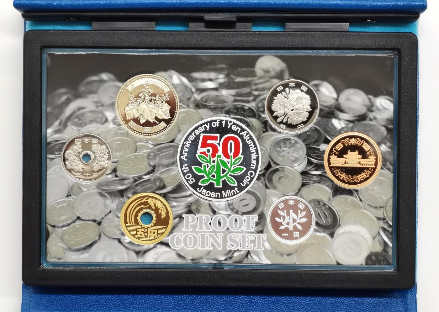 博洋堂世界钱币拍卖第164期（全场包邮） 日本2005年精制套（带彩色银章） 1日元铝币发行50周年（20克925银） 发行量：3万4千