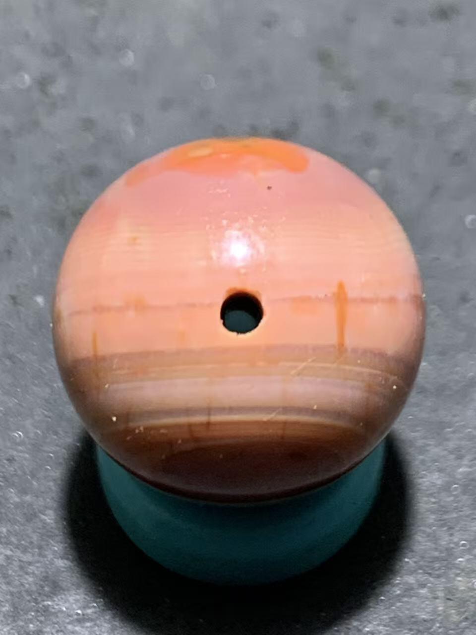 精美川料天眼纹南红玛瑙圆珠一颗！