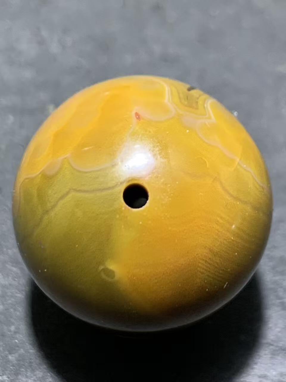 精美拉丝料天眼纹战国红玛瑙圆珠一颗！