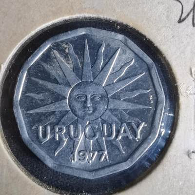 沼泽如烟--第1021场 - 乌拉圭1977年二分