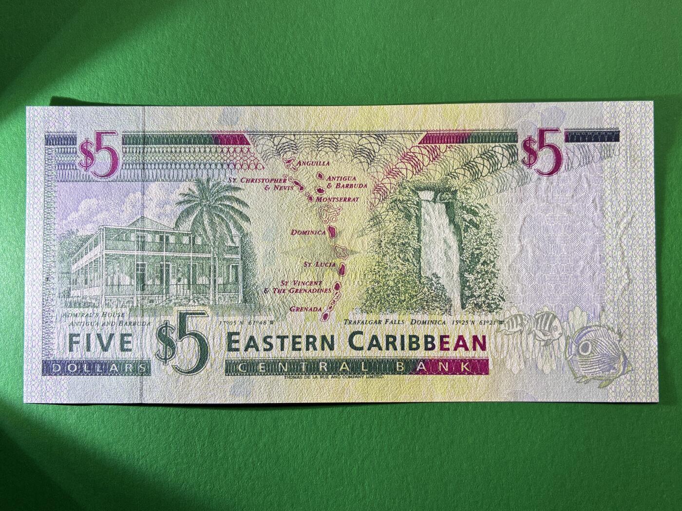 咖啡豆•收藏 2026年Mar_19th世界各国纸币拍卖 东加勒比 安提瓜和巴布达 1994年 5元 全新UNC 外国 美洲纸币 女王钞