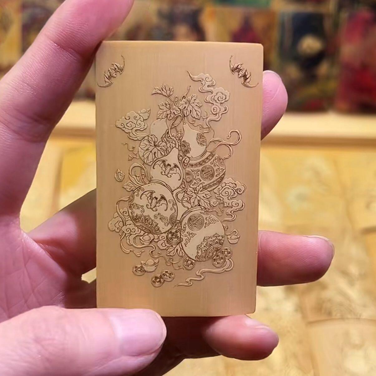 听雨轩（75）竹牌专场 留青工艺竹牌手把件4*6cm  葫芦